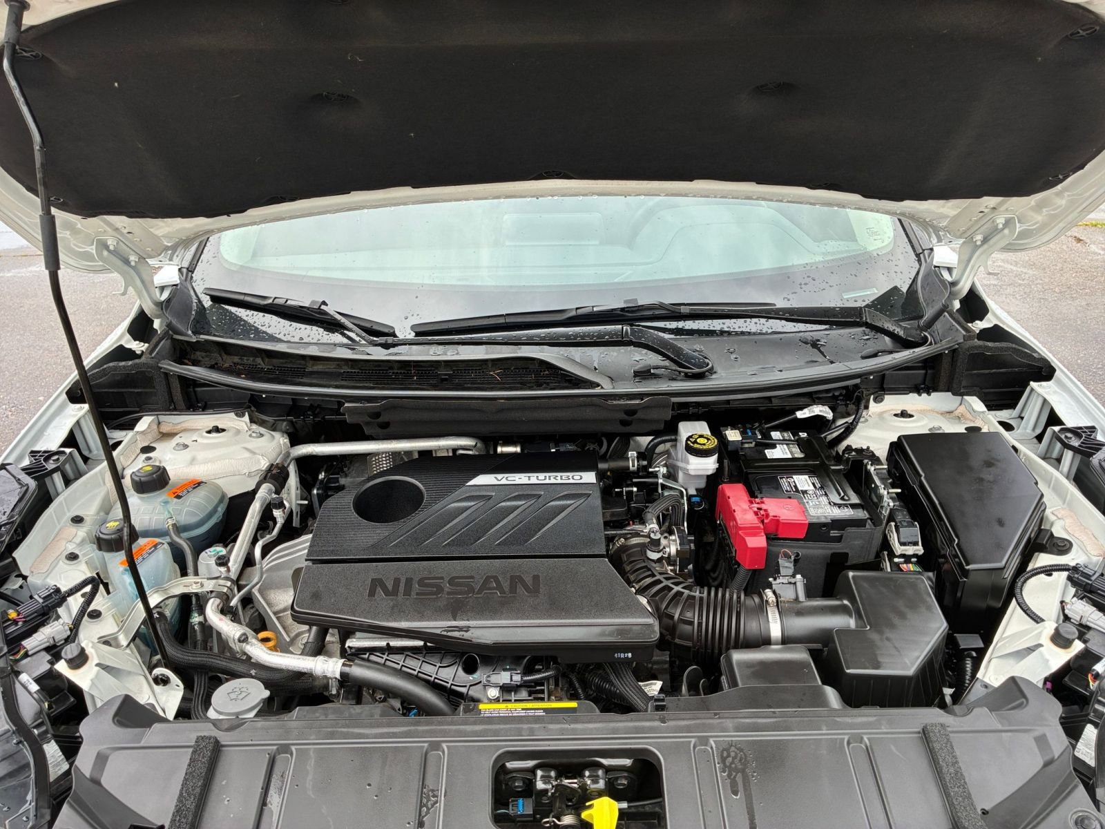 Used 2025 Nissan Rogue SV FWD image 29