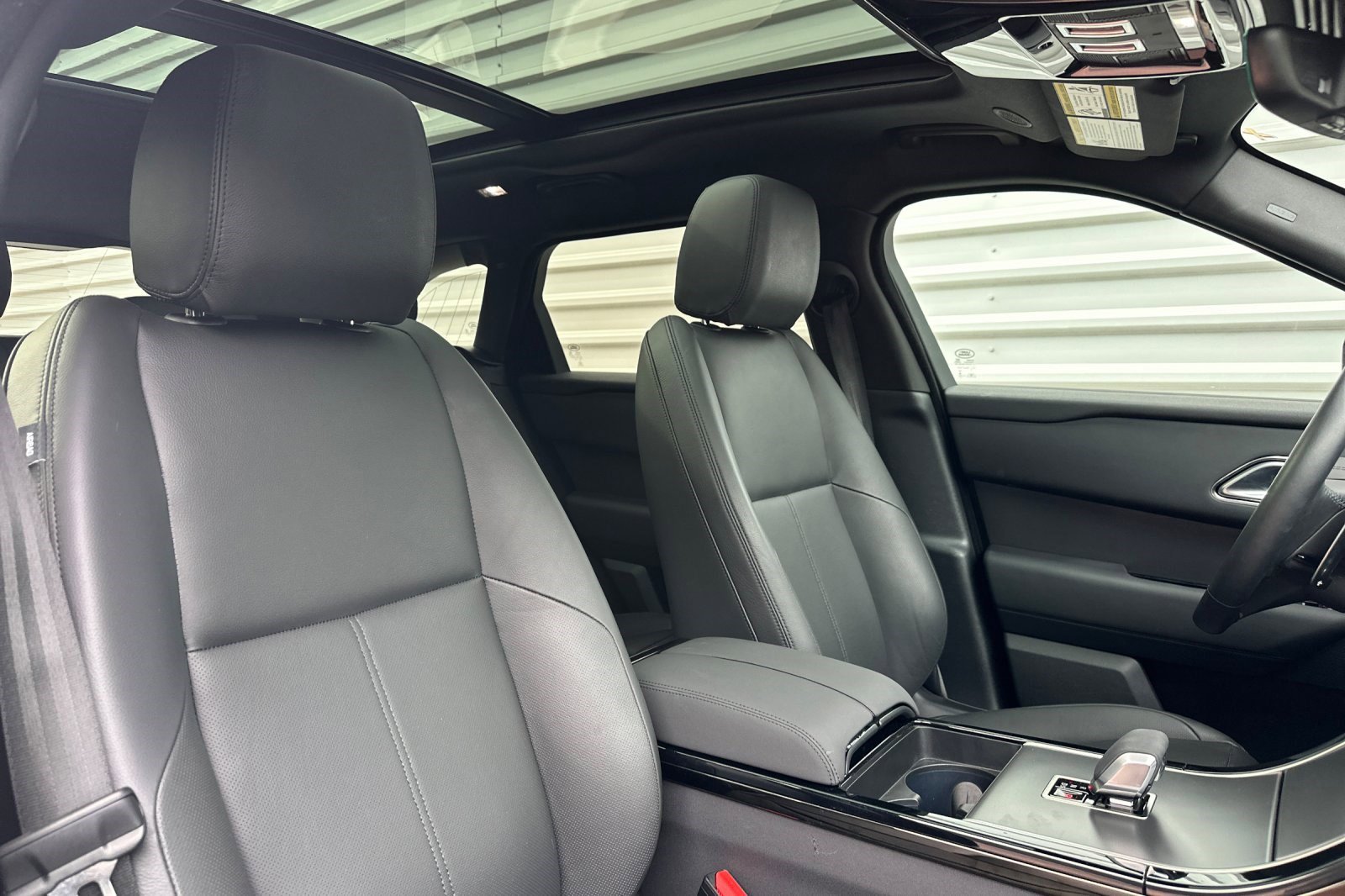 Used 2026 Land Rover Range Rover Velar S image 31