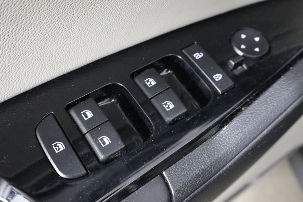 Used 2025 Kia Sportage EX image 20