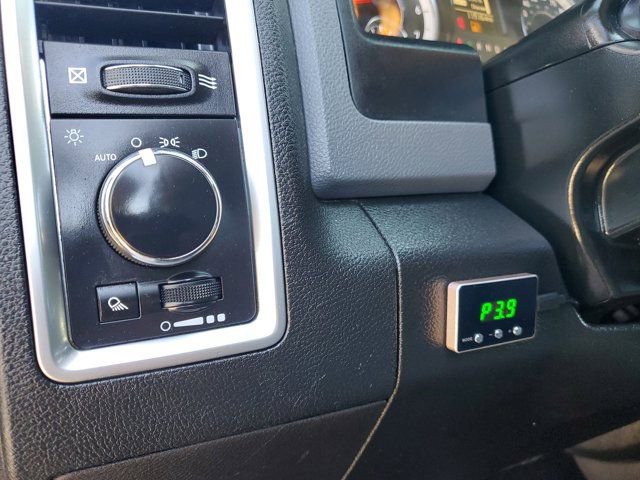 Used 2020 RAM 1500 Classic SLT image 26