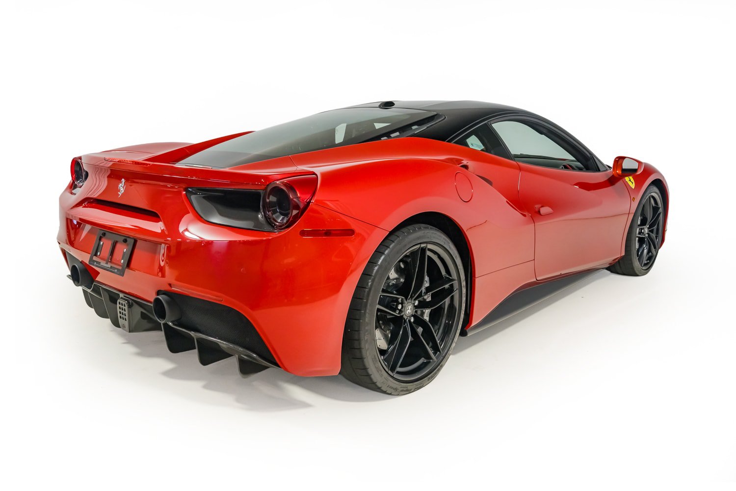 Used 2018 Ferrari 488 GTB RWD image 9