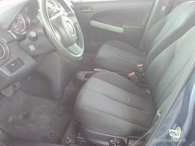 Used 2014 MAZDA MAZDA2 Sport FWD image 7