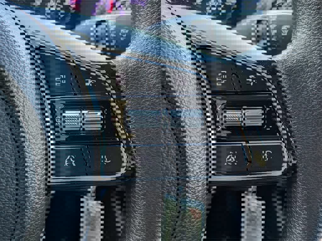 Used 2024 Kia Forte LXS image 25