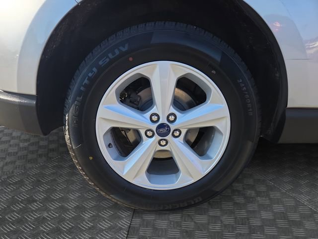 Used 2020 Ford Edge SE image 35