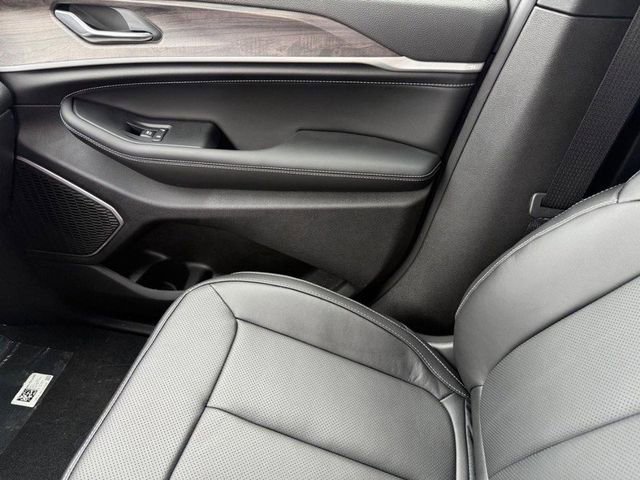 New 2026 Jeep Grand Cherokee Limited Reserve image 9