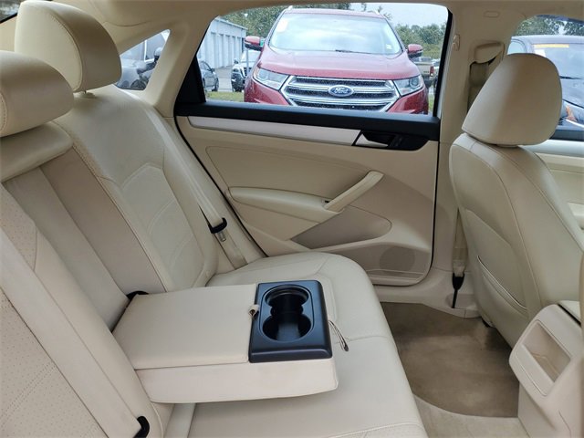 Used 2012 Volkswagen Passat 2.5 SE image 27