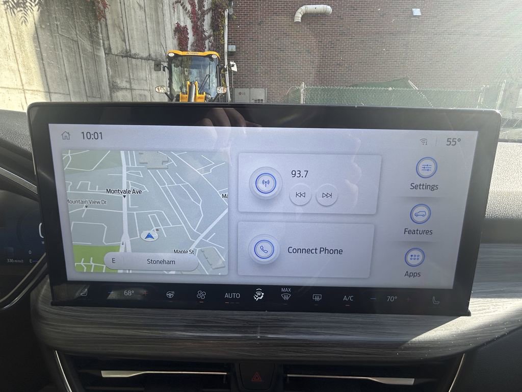 Used 2023 Ford Escape Platinum image 16