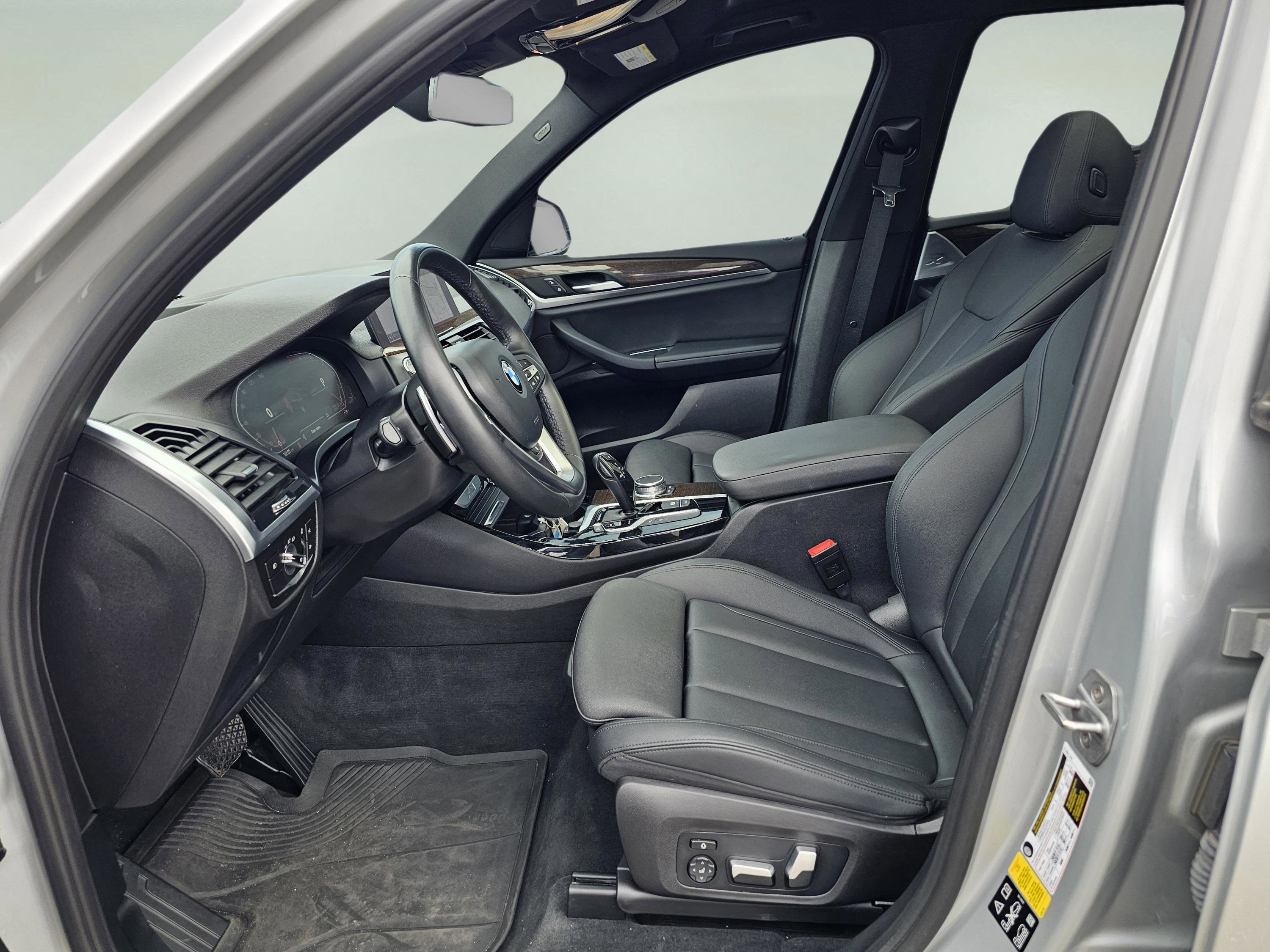 Used 2020 BMW X3 xDrive30i w/ Premium Package image 16