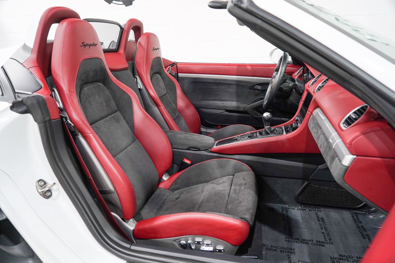 Used 2020 Porsche 718 Boxster Spyder RWD image 8