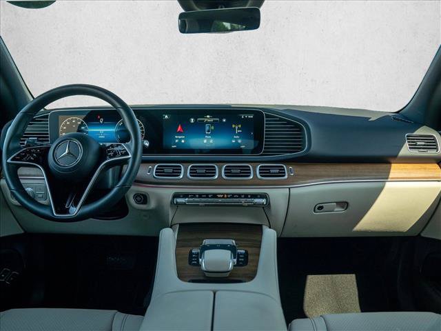 Certified 2025 Mercedes-Benz GLE 450e 4MATIC w/ Winter Package image 18