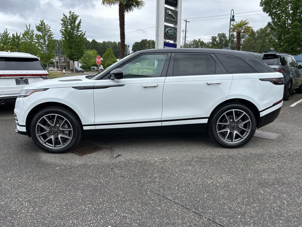 New 2026 Land Rover Range Rover Velar Dynamic SE image 2