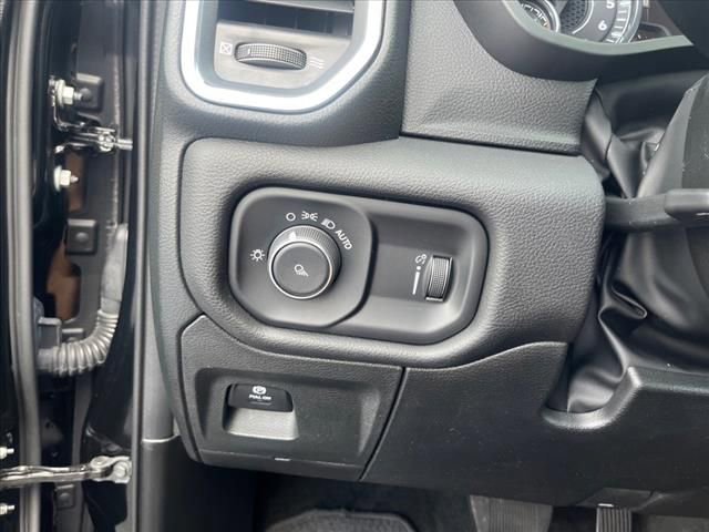 Used 2024 RAM 1500 Laramie image 23