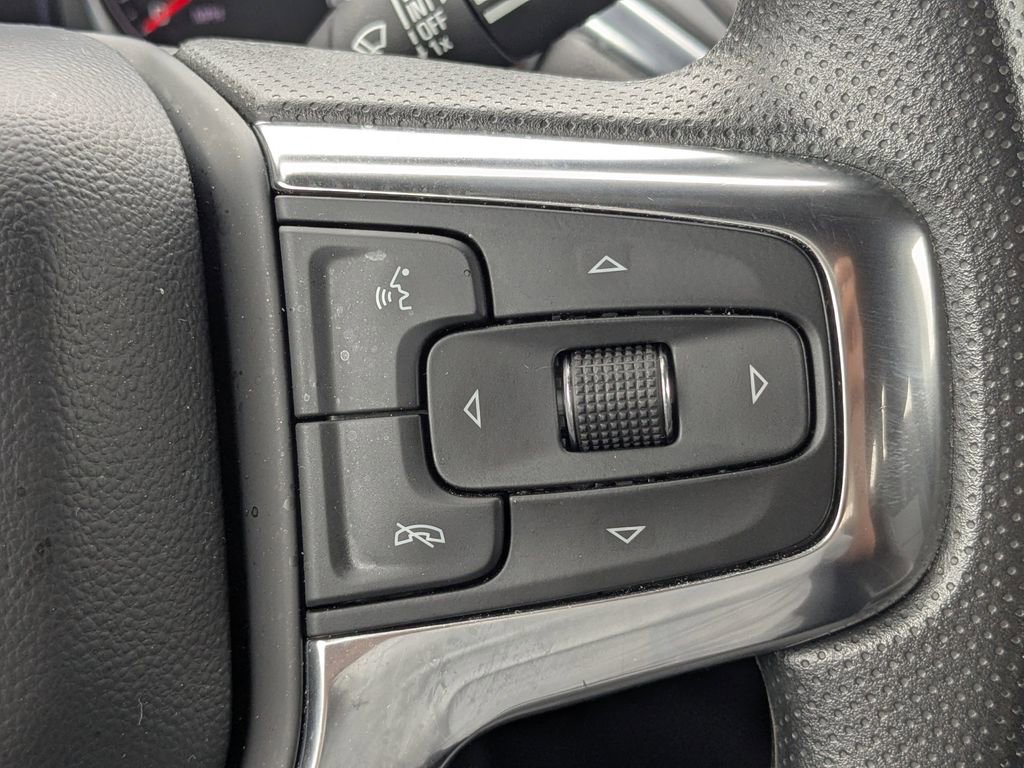 Used 2025 Chevrolet Blazer LT image 26