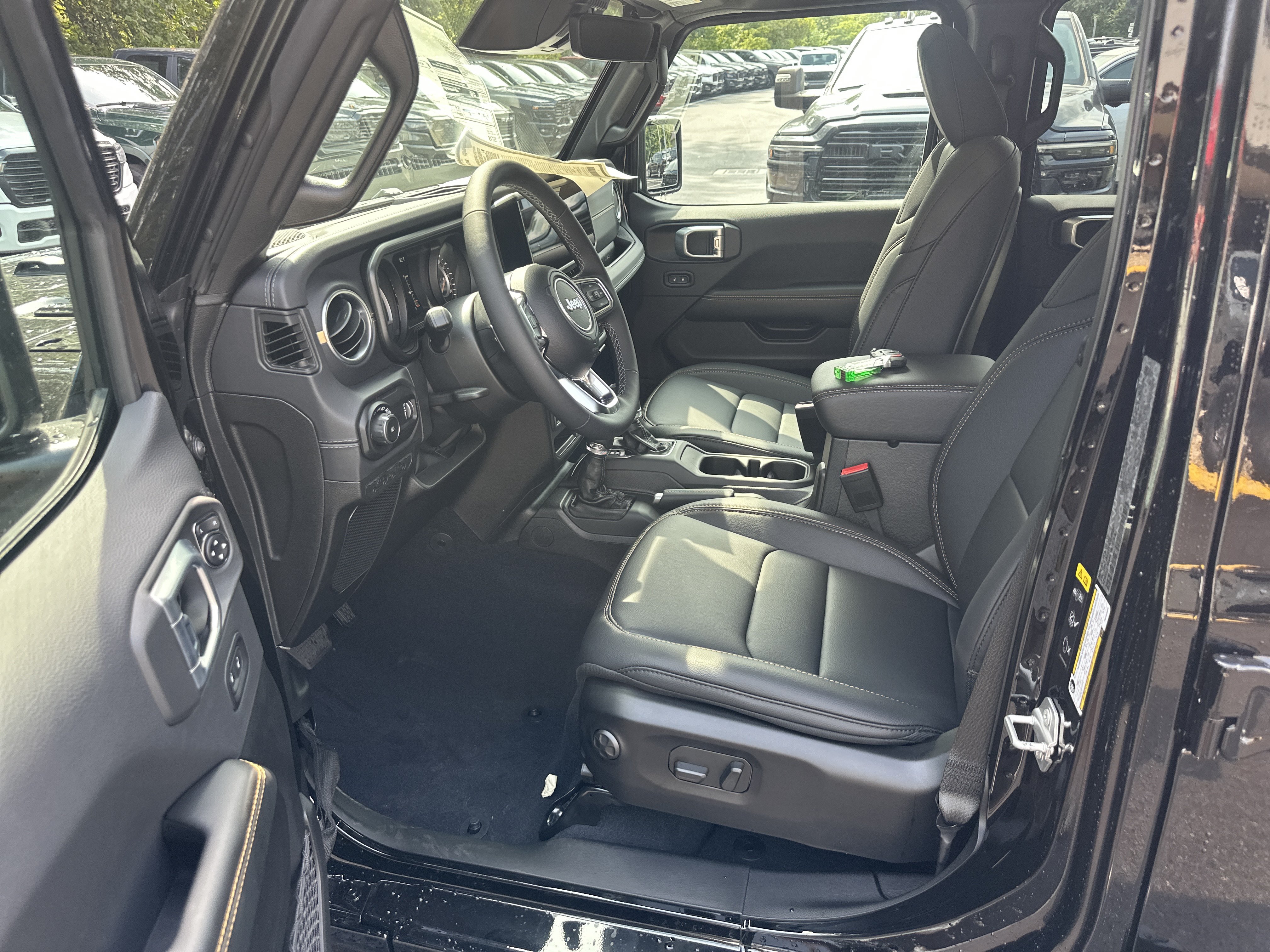 New 2027 Jeep Wrangler Unlimited Sahara AWD/4WD image 26