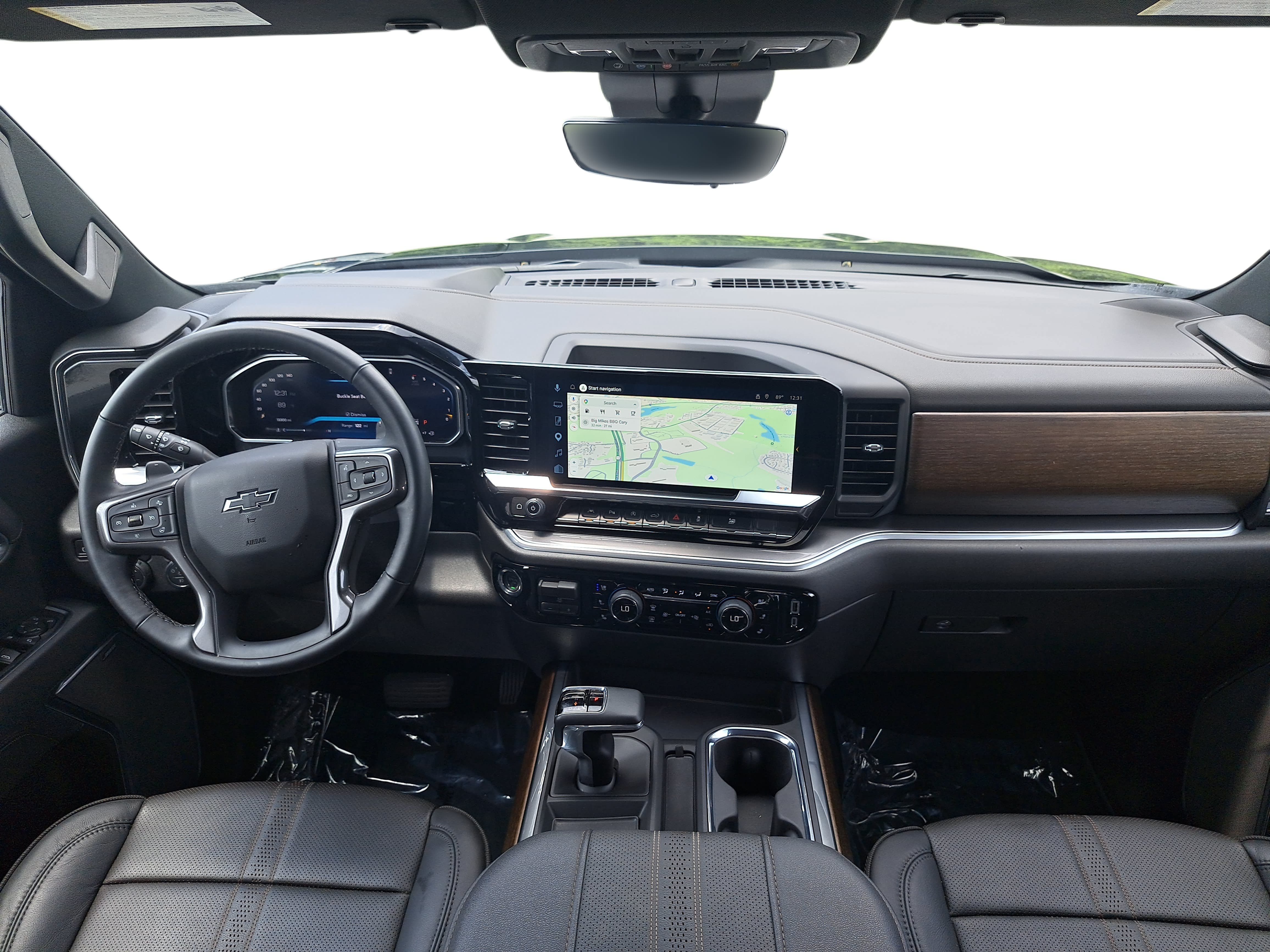 Used 2026 Chevrolet Silverado 1500 High Country w/ High Country Premium Package AWD/4WD image 9
