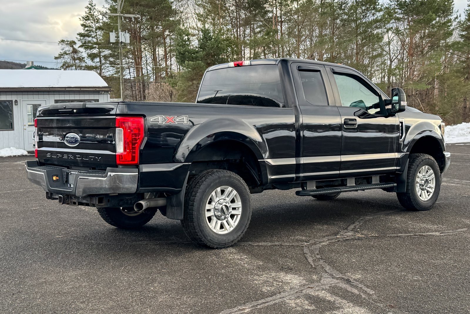 Used 2019 Ford F250 XL w/ STX Appearance Package image 3