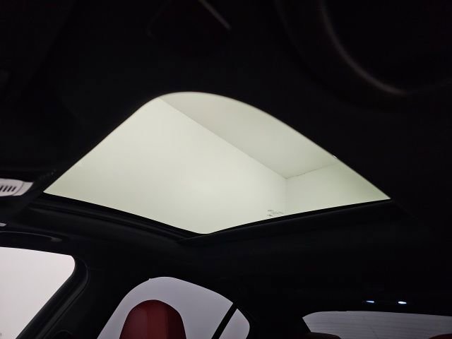 Used 2024 Alfa Romeo Giulia Veloce image 28