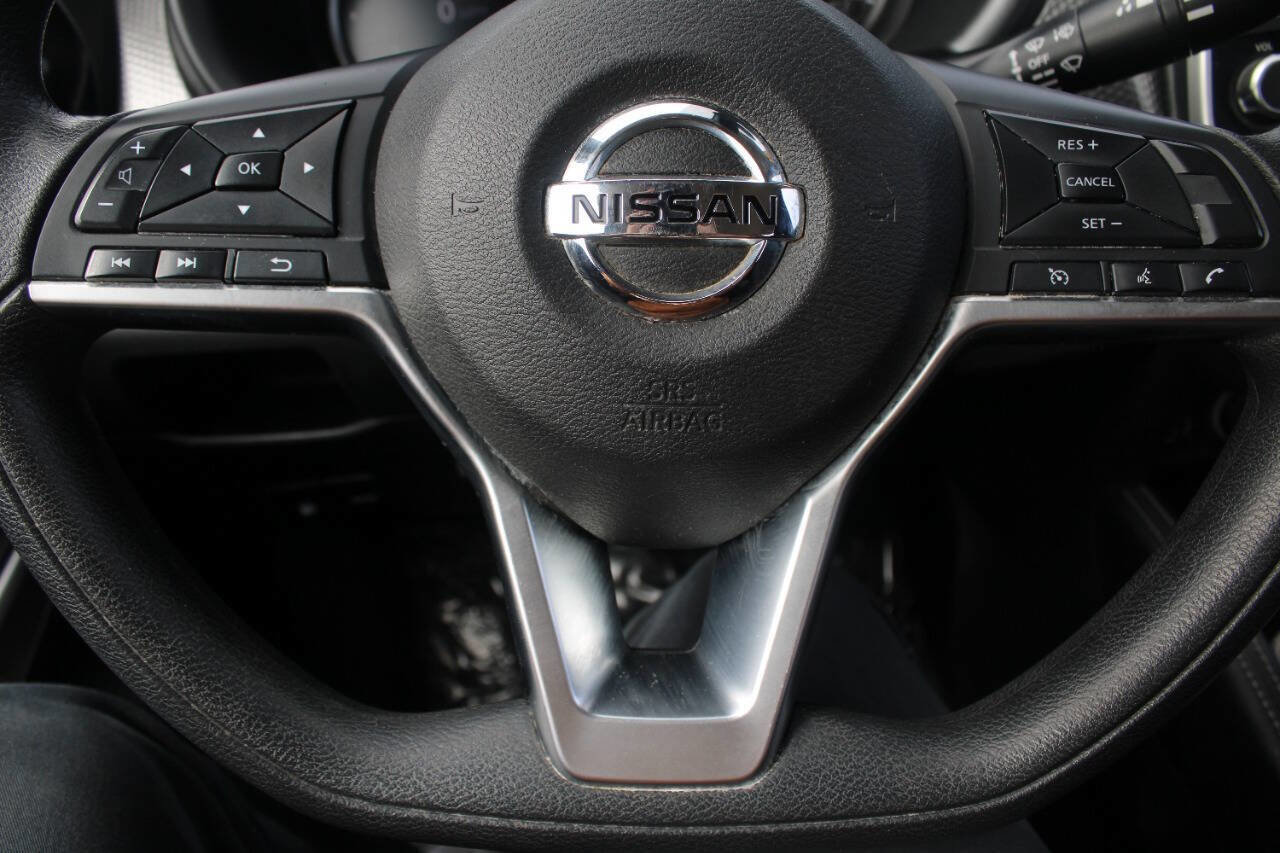 Used 2020 Nissan Kicks SV image 14