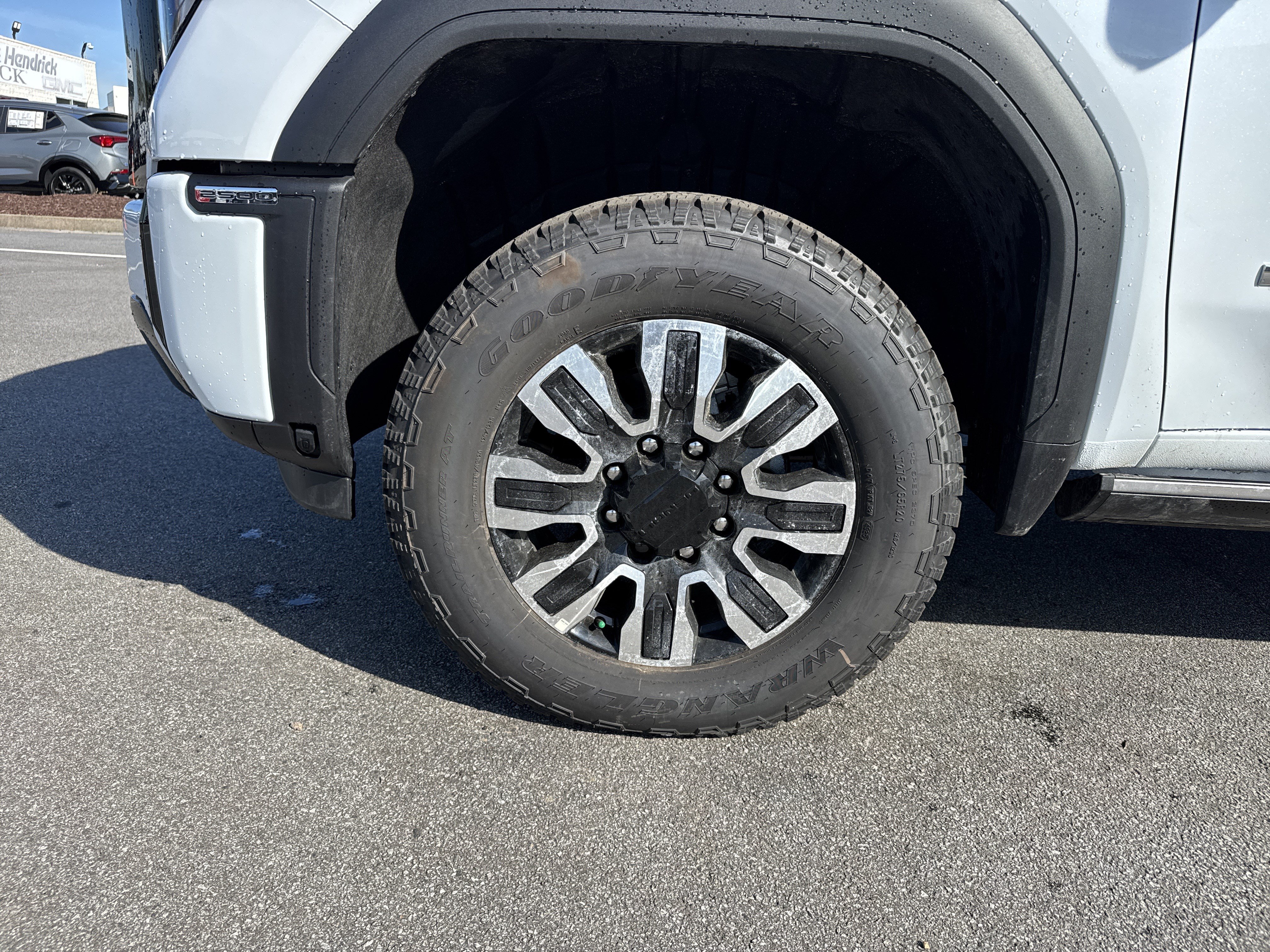 New 2026 GMC Sierra 2500 Denali Ultimate AWD/4WD image 13