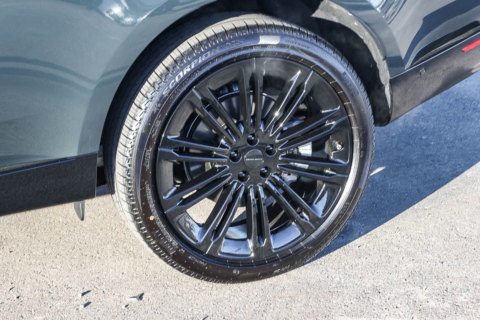 New 2026 Land Rover Range Rover SE image 10