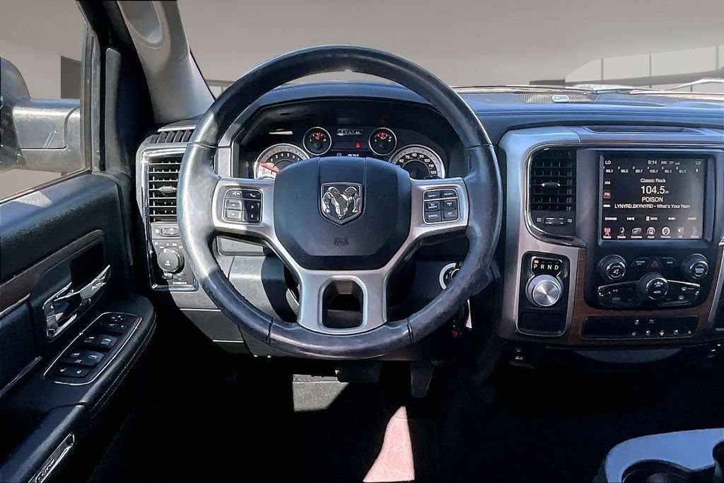 Used 2017 RAM 1500 Laramie RWD image 5