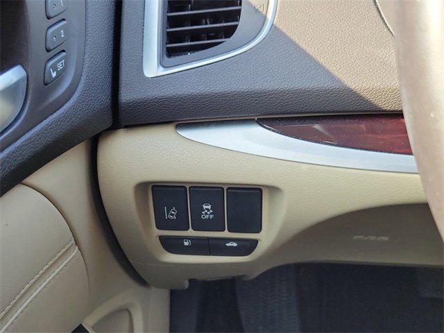 Used 2015 Acura TLX V6 SH-AWD w/ Technology Pkg image 12