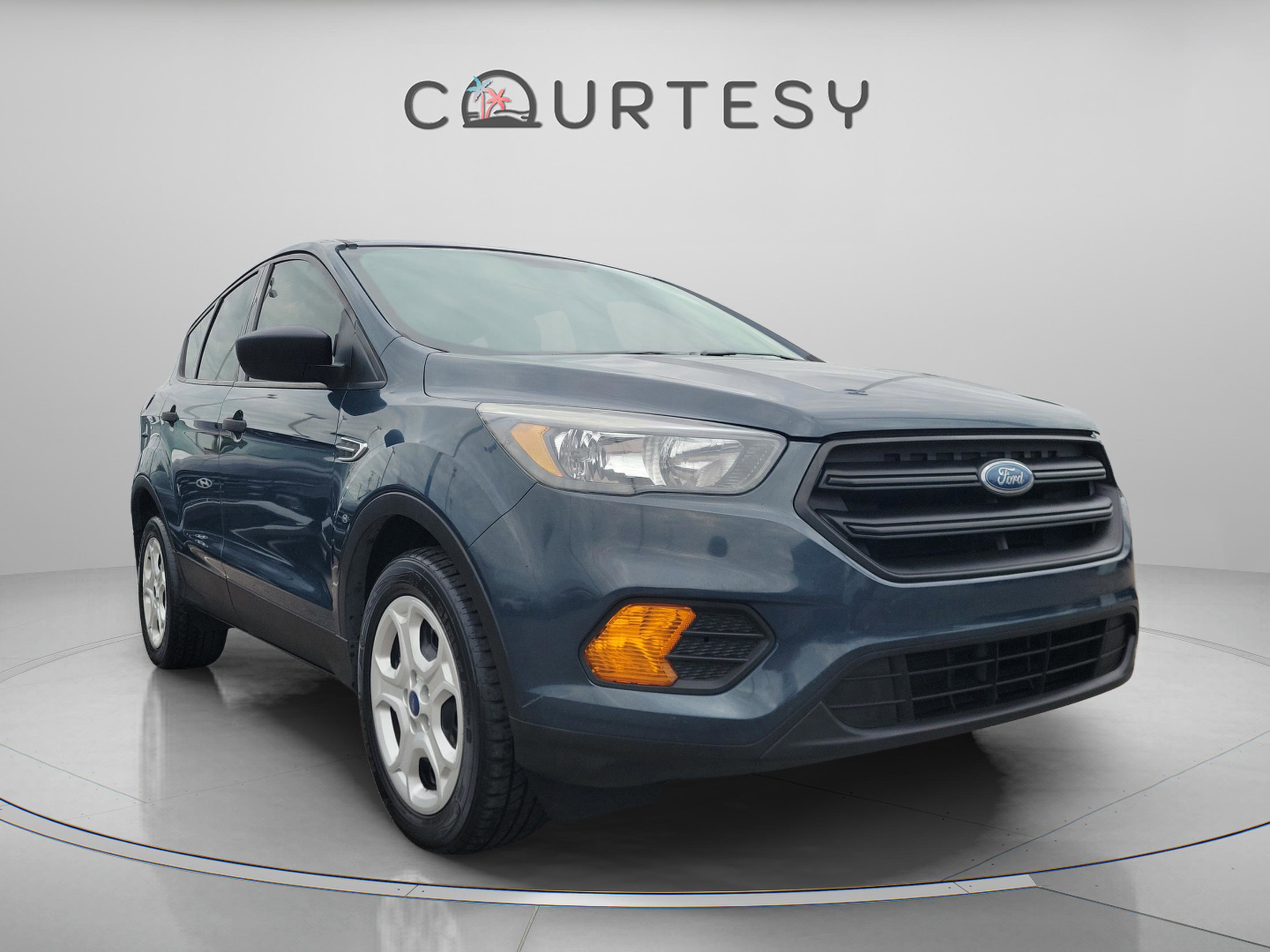 Used 2019 Ford Escape S image 5