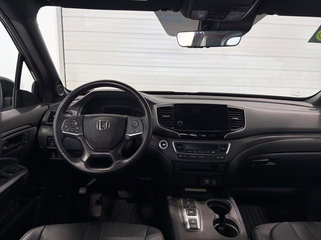 Used 2023 Honda Passport TrailSport image 28