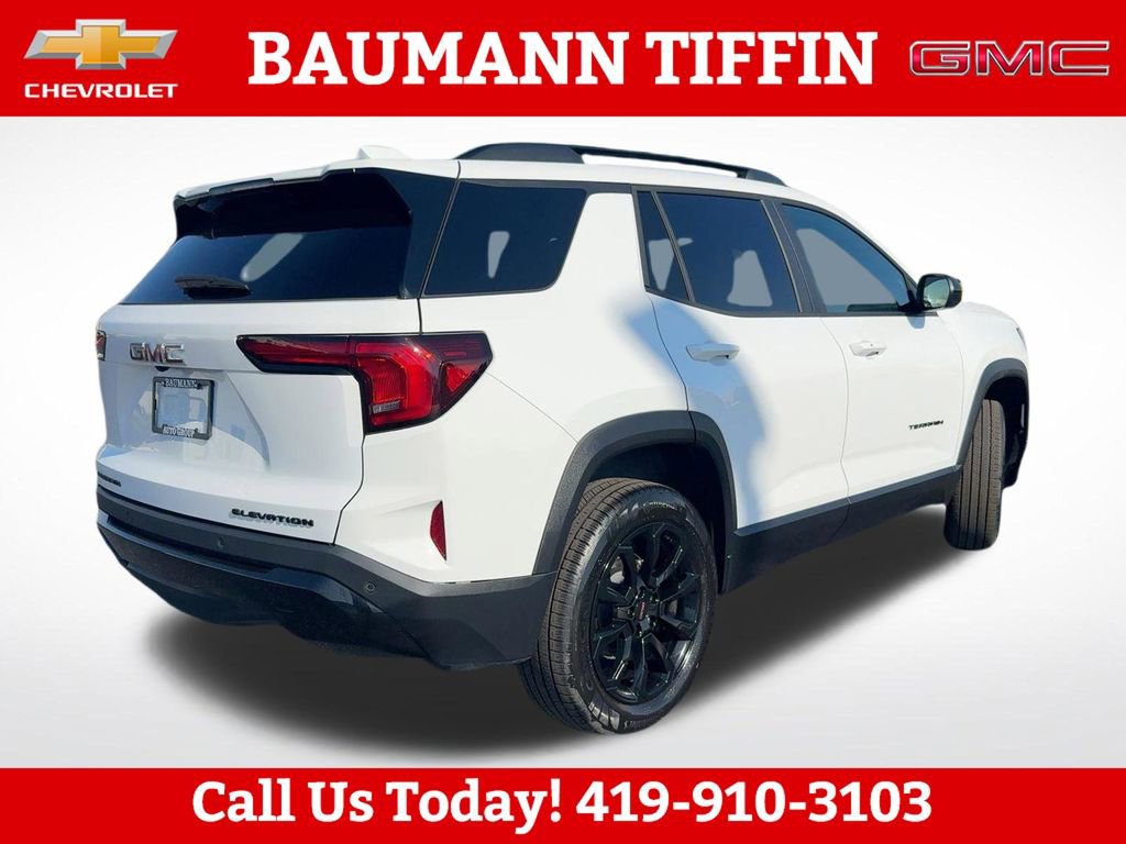 Used 2025 GMC Terrain Elevation w/ Elevation Premium Package FWD image 5