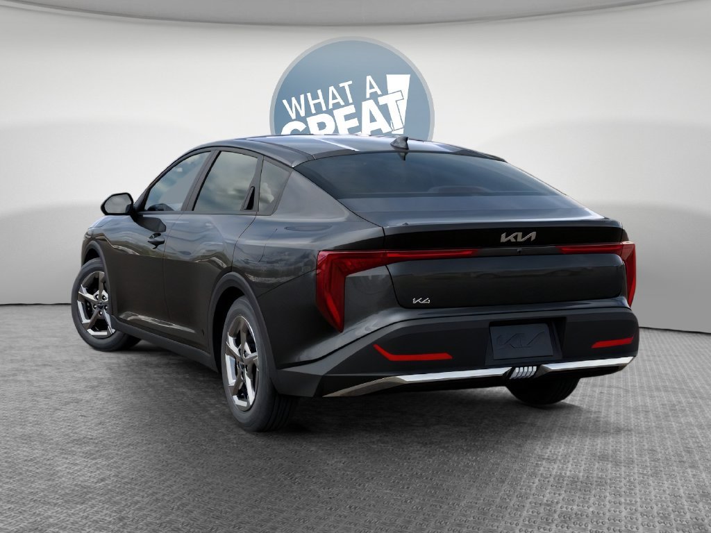 New 2027 Kia K4 FWD image 4