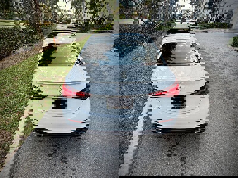 Used 2023 Mercedes-Benz C 300 Sedan image 8