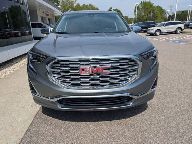 Used 2019 GMC Terrain Denali w/ Advanced Safety Package image 9