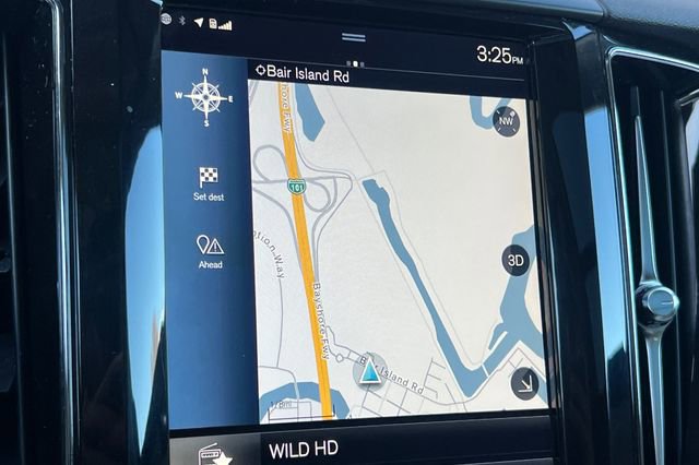 Used 2018 Volvo XC60 T6 Momentum w/ Convenience Package image 22