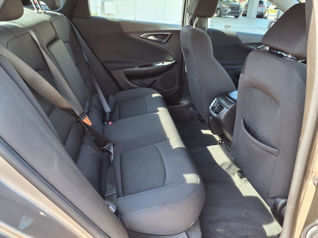 Used 2023 Chevrolet Malibu LT image 12
