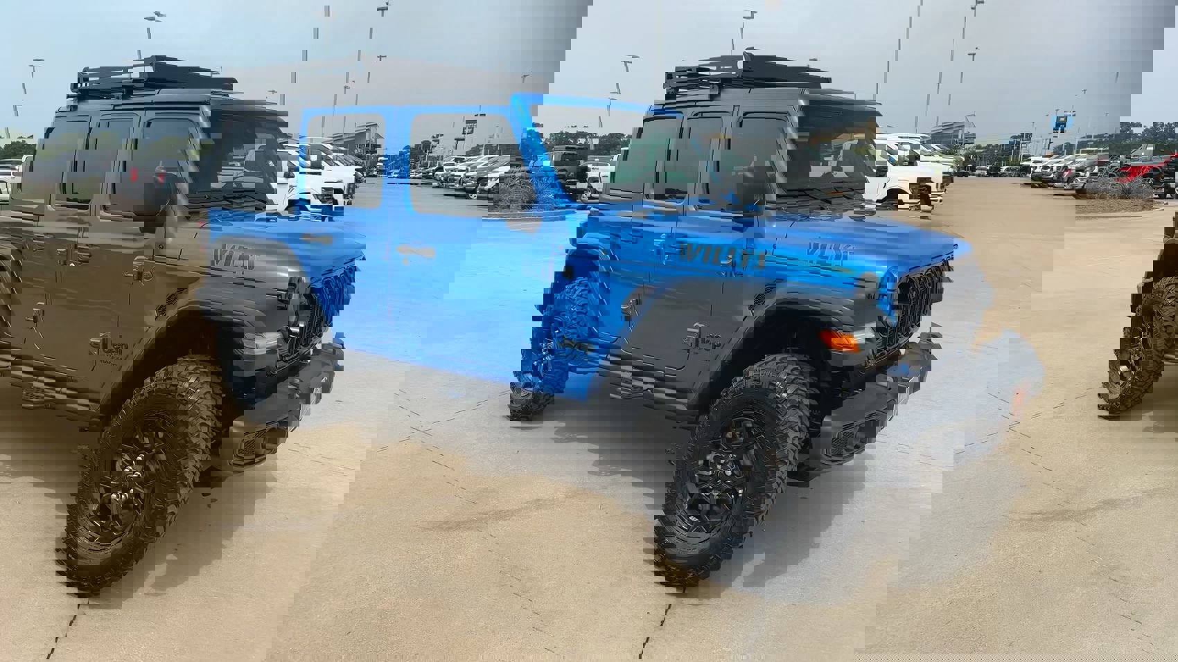 Used 2024 Jeep Wrangler Willys image 3