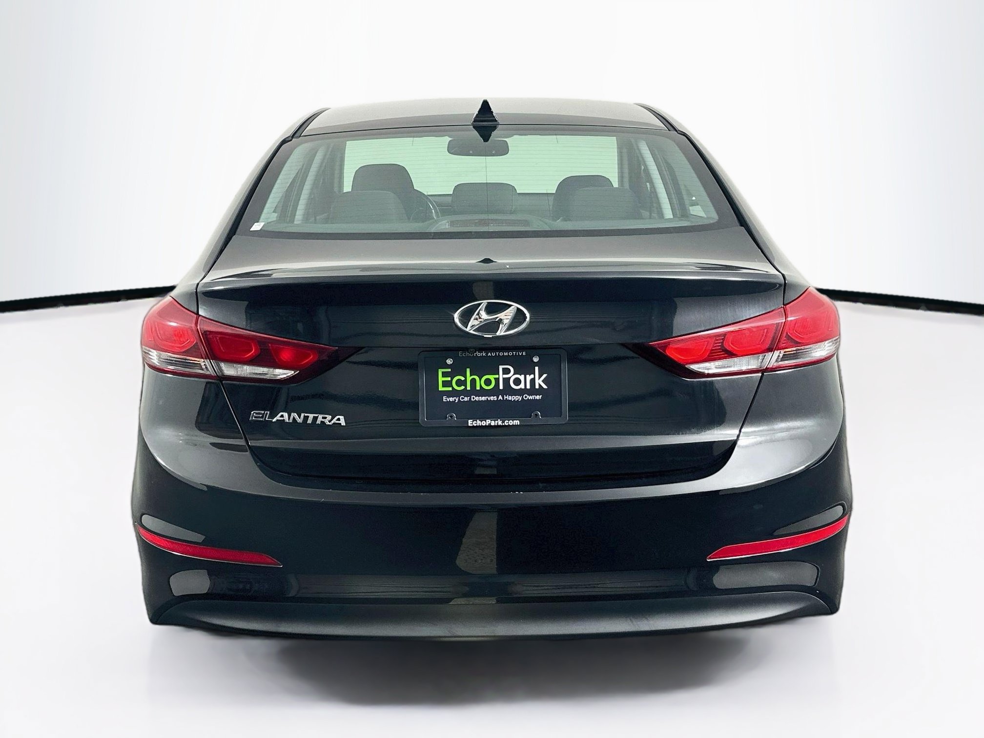 Used 2018 Hyundai Elantra Value Edition FWD image 7