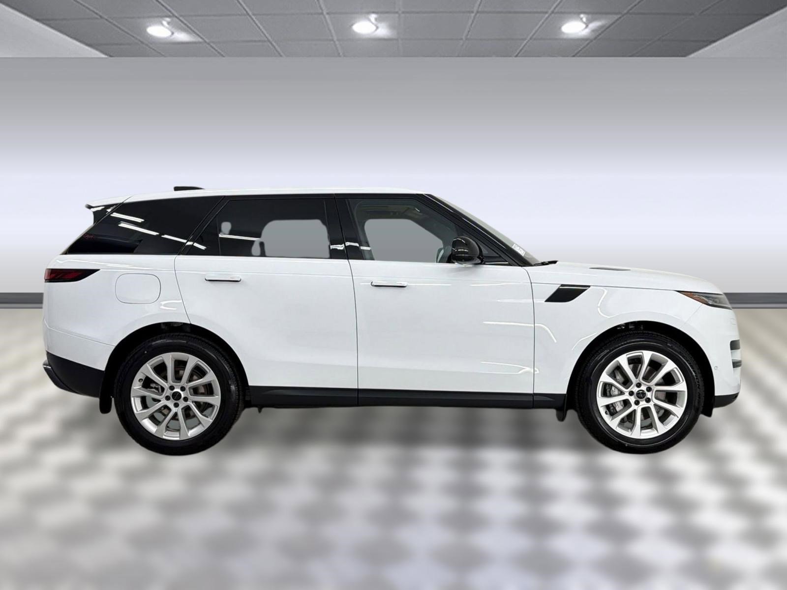 New 2026 Land Rover Range Rover Sport SE AWD/4WD image 8