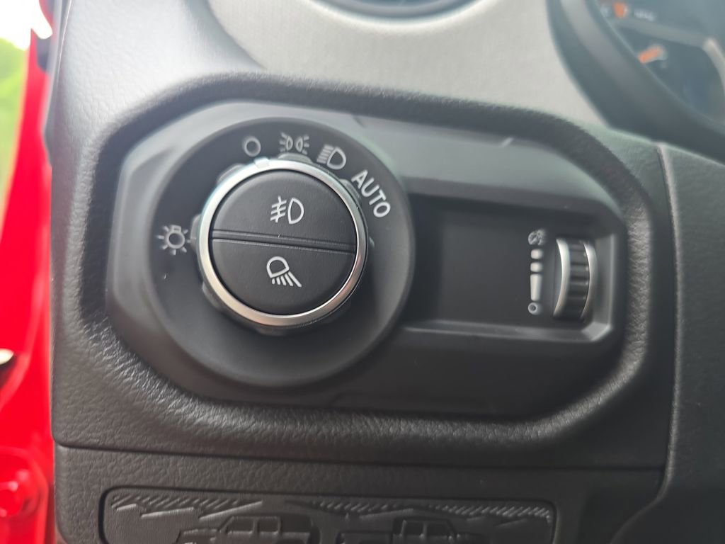 New 2025 Jeep Gladiator Sport image 25