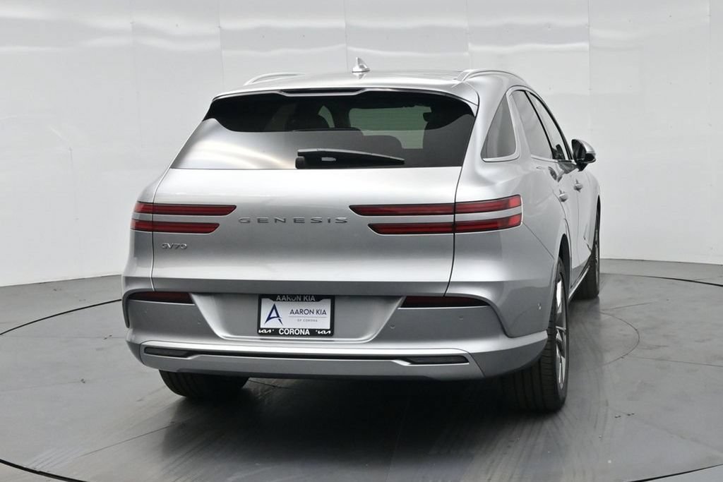 Used 2025 Genesis Electrified GV70 w/ Prestige Package AWD/4WD image 33