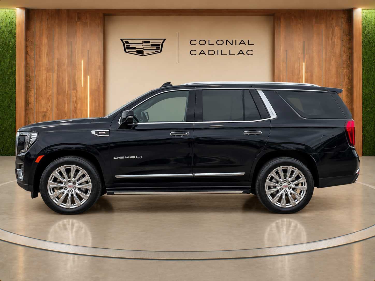 Used 2023 GMC Yukon Denali AWD/4WD image 11