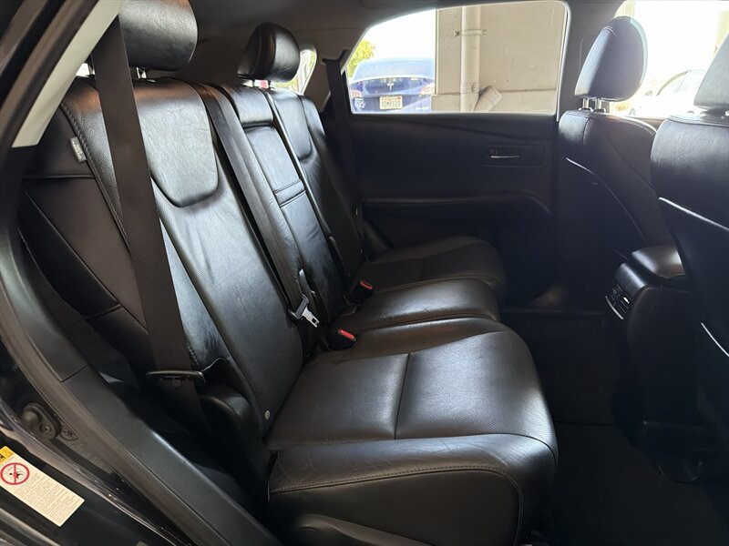 Used 2013 Lexus RX 450h FWD w/ Navigation Pkg image 16