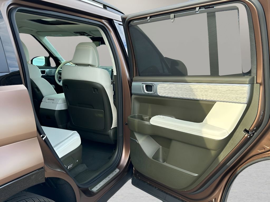 Used 2025 Hyundai Santa Fe Calligraphy image 22