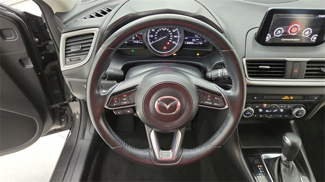 Used 2018 MAZDA MAZDA3 Touring image 20