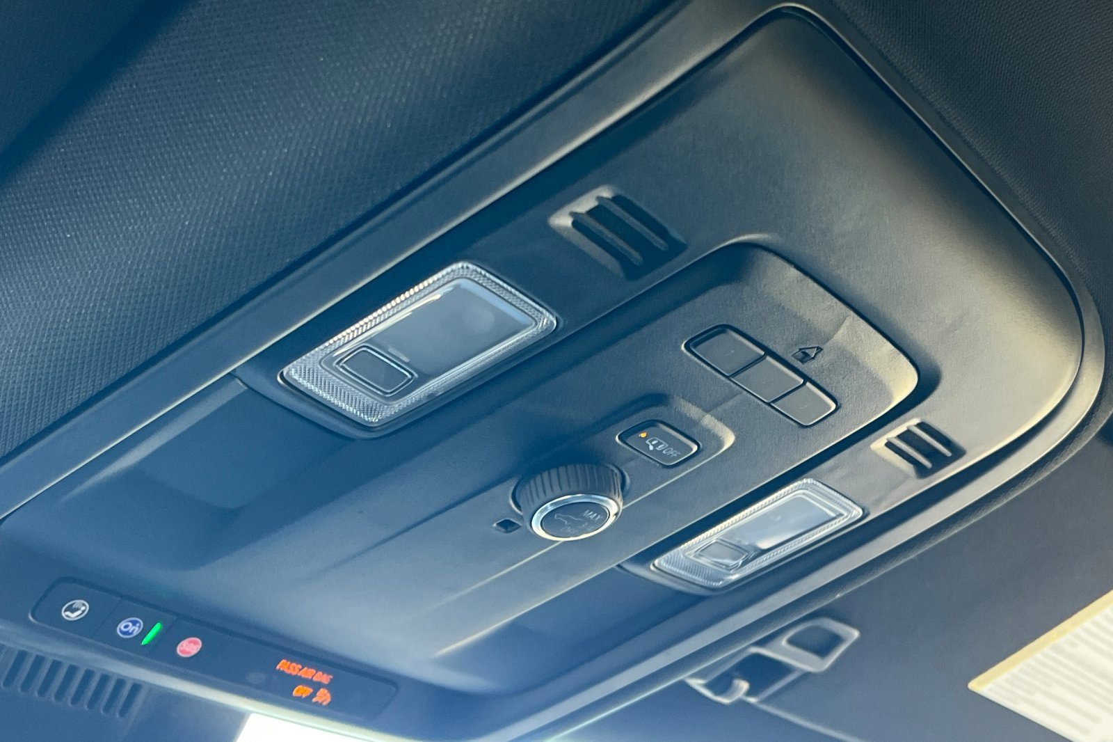 Used 2024 Chevrolet Tahoe LT image 24