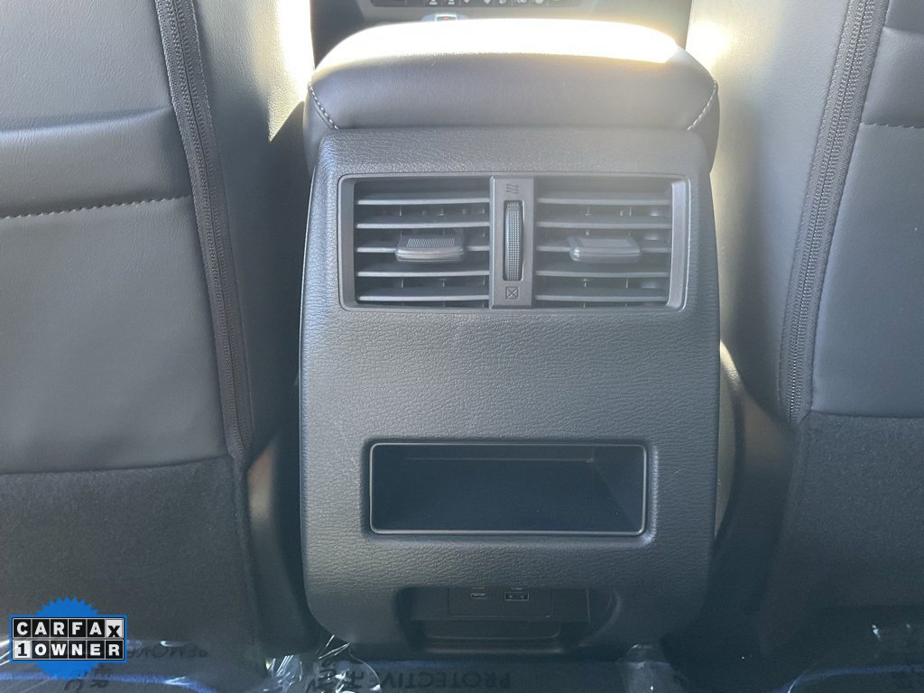 Used 2023 Mitsubishi Outlander SE image 35