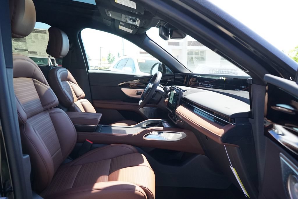 New 2026 Lincoln Nautilus Reserve AWD/4WD image 9