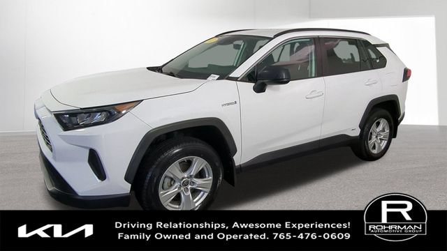 Used 2021 Toyota RAV4 LE AWD/4WD image 4