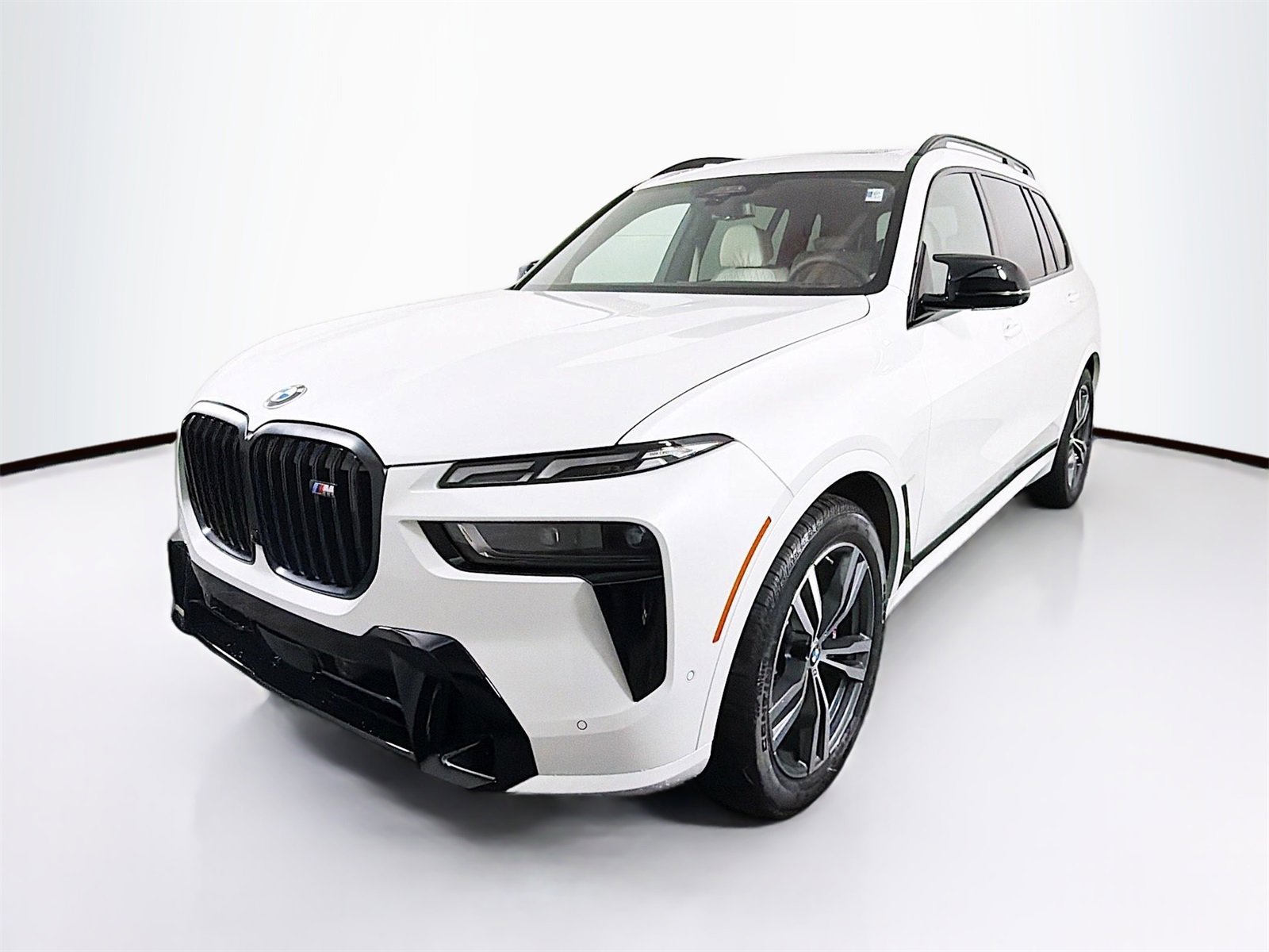 New 2026 BMW X7 M60i image 3
