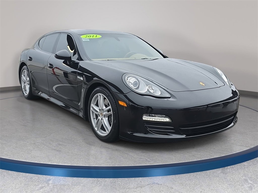 Used 2011 Porsche Panamera 4 image 4