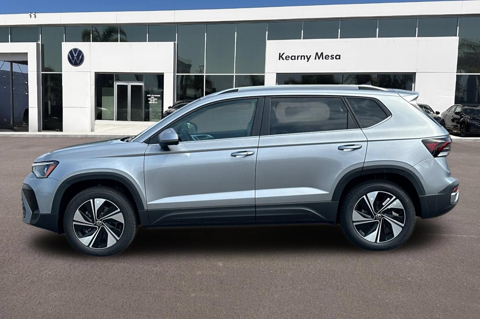 New 2026 Volkswagen Taos SE AWD/4WD image 7